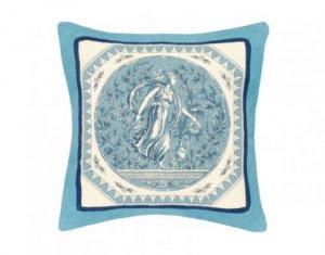 Braquenie Les Muses Cushion