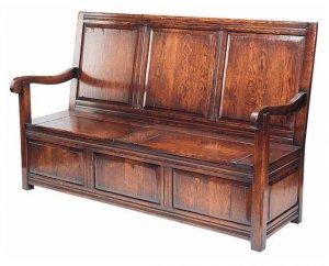 THREE PANEL BOX SETTLE