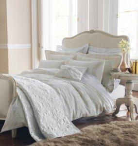 Sanderson Alexandria Quilted Throw