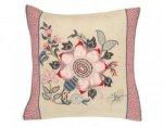 Braquenie Grand Corail Cushion