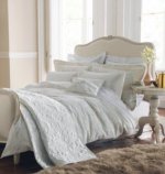 Sanderson Alexandria Quilted Throw